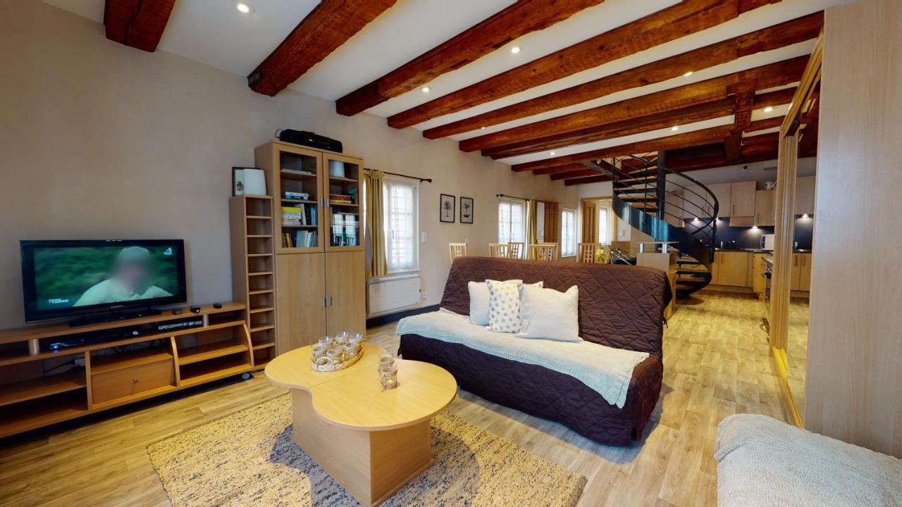 Apartamento Aux Bijoux De Colmar - 1 Parking Gratuit Exterior foto